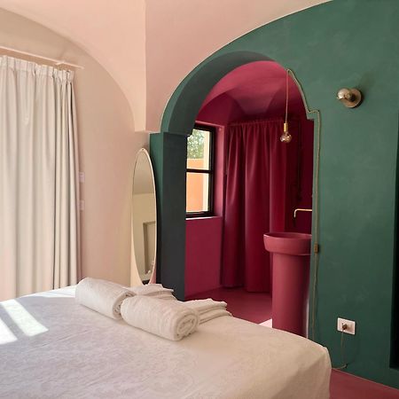 Ozio - Il Trullo Rosso Panzió Fasano Kültér fotó